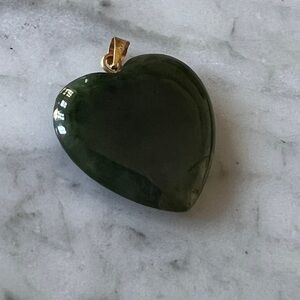 Heart jade pendant